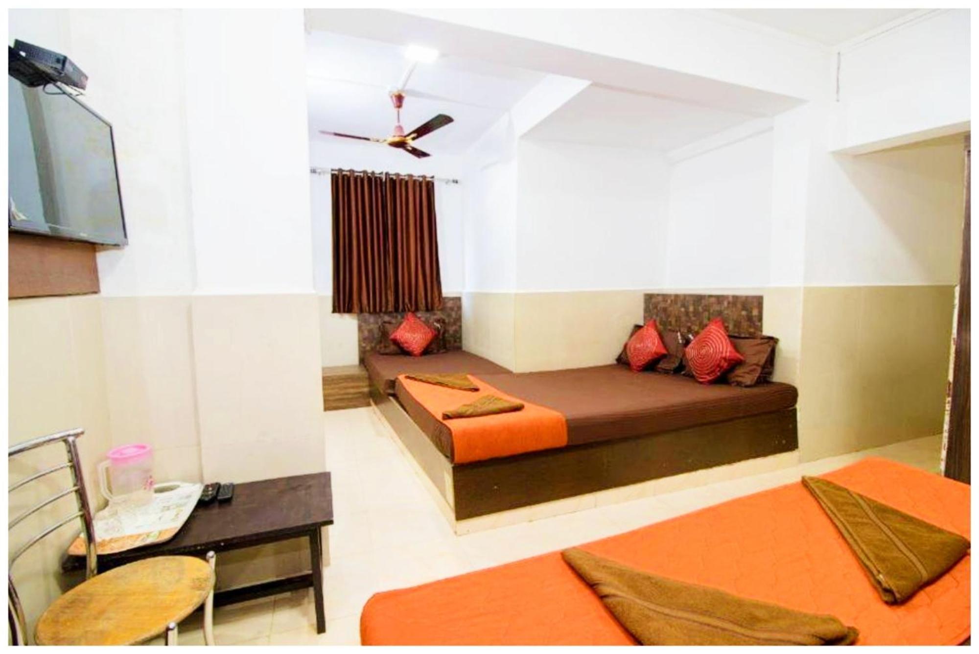 Merces Hotel Premium Travellers # Inn Near Temple - Fully Air Conditioning Hotel - Hygiene And Spacious Room - A Top Rated Luxuary Hotel מראה חיצוני תמונה