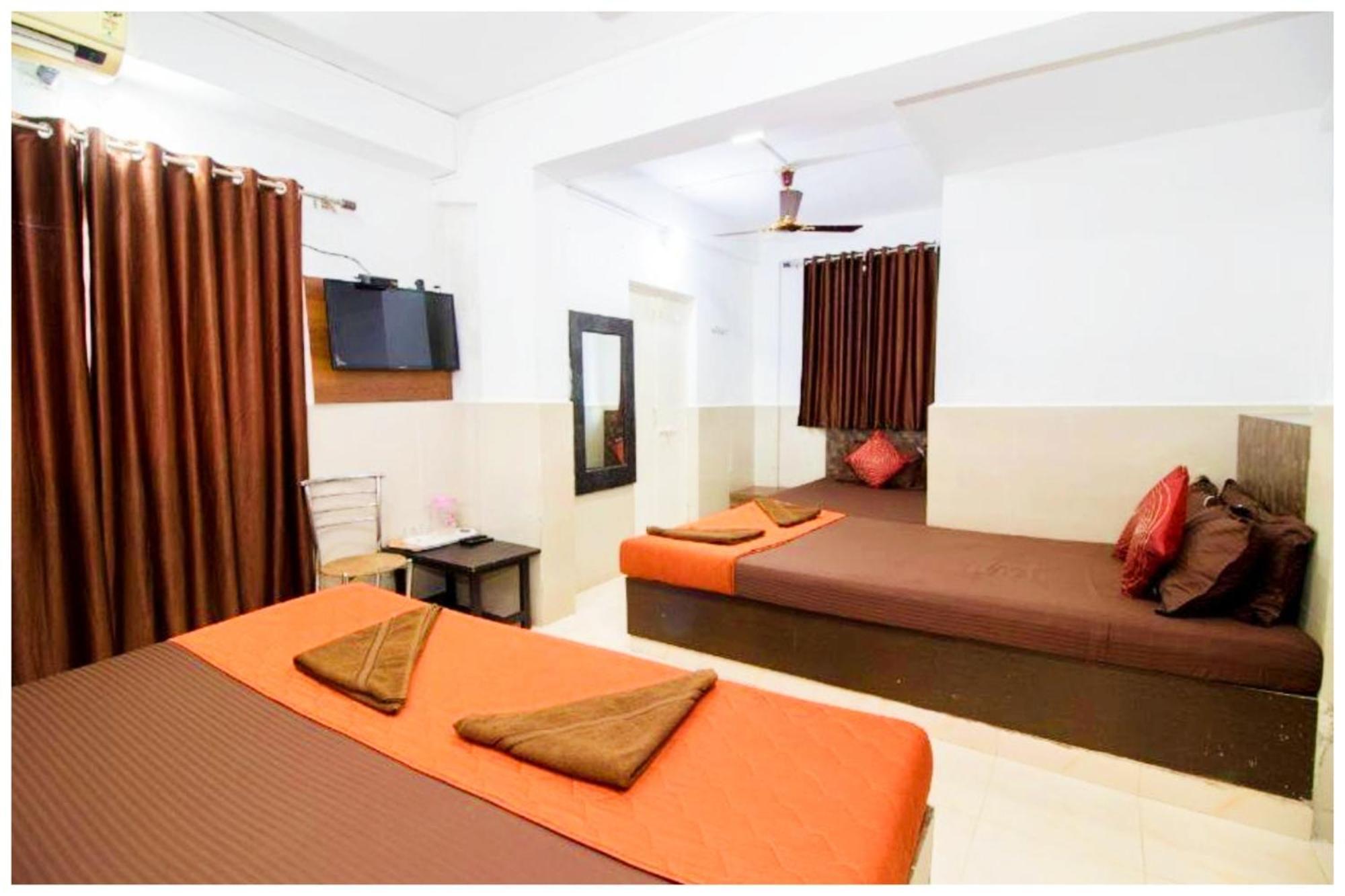 Merces Hotel Premium Travellers # Inn Near Temple - Fully Air Conditioning Hotel - Hygiene And Spacious Room - A Top Rated Luxuary Hotel מראה חיצוני תמונה