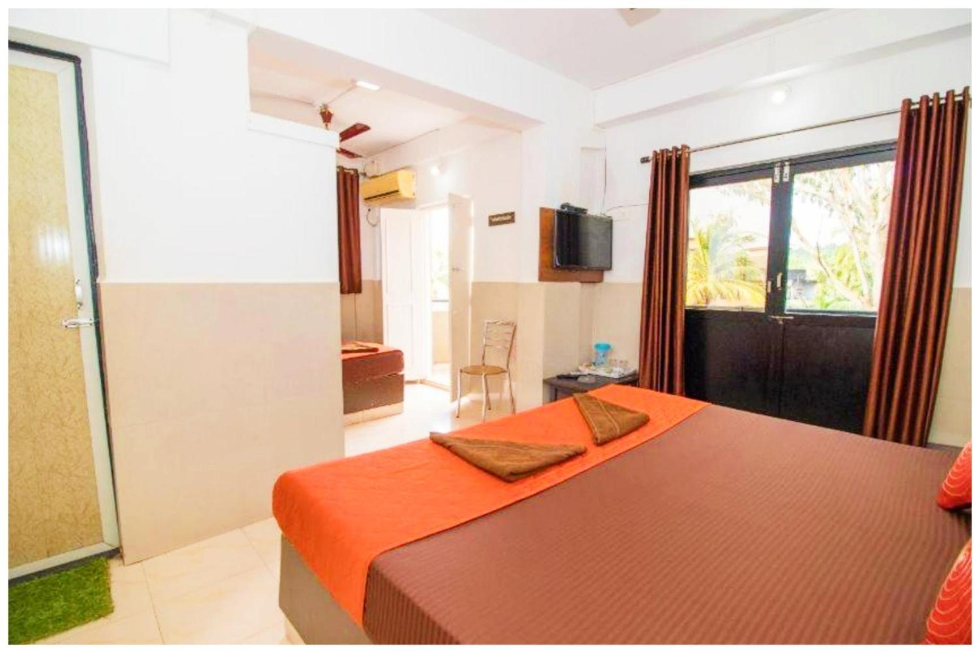 Merces Hotel Premium Travellers # Inn Near Temple - Fully Air Conditioning Hotel - Hygiene And Spacious Room - A Top Rated Luxuary Hotel מראה חיצוני תמונה